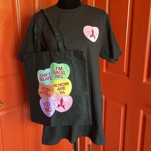 Jeffrey Star Fashion Valentine Candy Hearts T-Shirt, Black, Adult Large + Tote